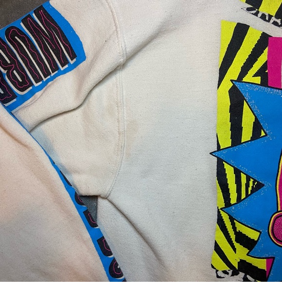 Cropped Rick and Morty Graphic Sweatshirt - Picture 6 of 7